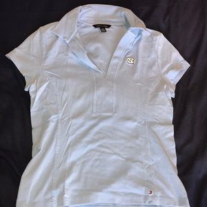 Women’s UNC Tommy Hilfiger V-Neck Fitted Top